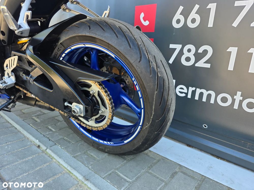 Suzuki GSX-R - 21