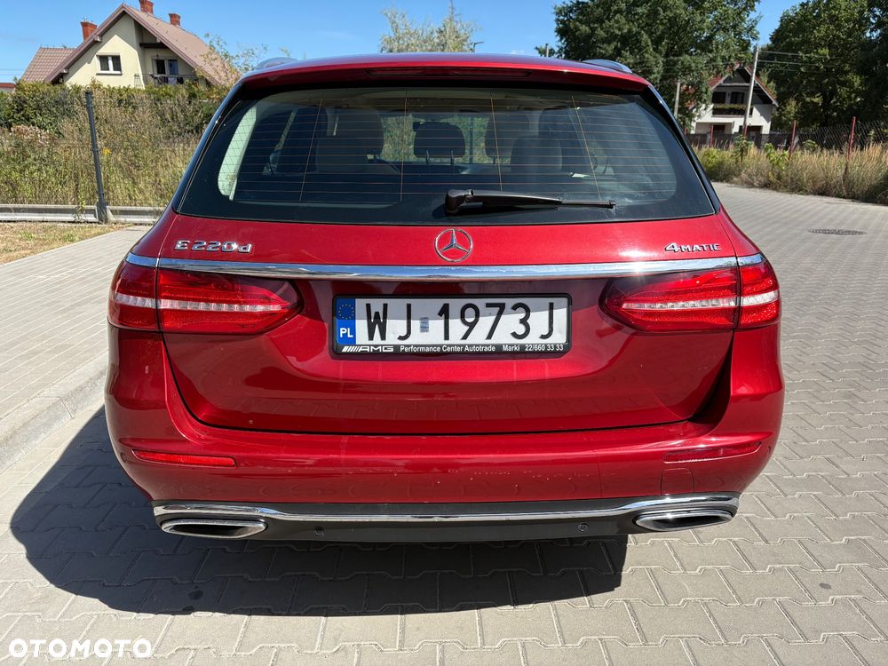 Mercedes-Benz Klasa E 220 d 4Matic 9G-TRONIC Avantgarde - 8