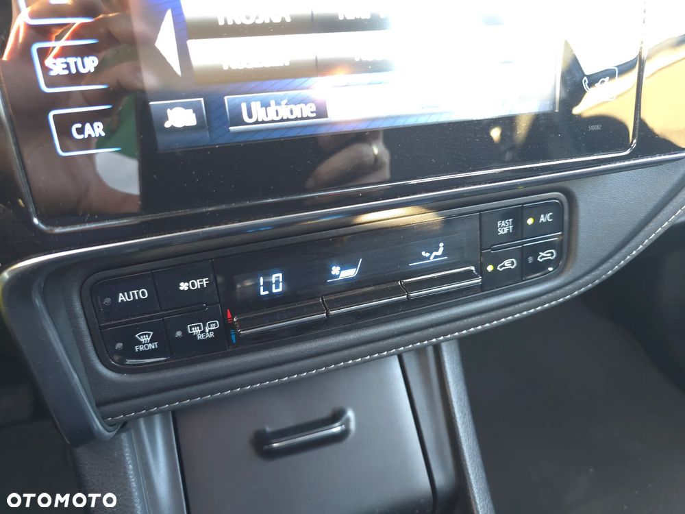 Toyota Auris 1.6 Premium - 27