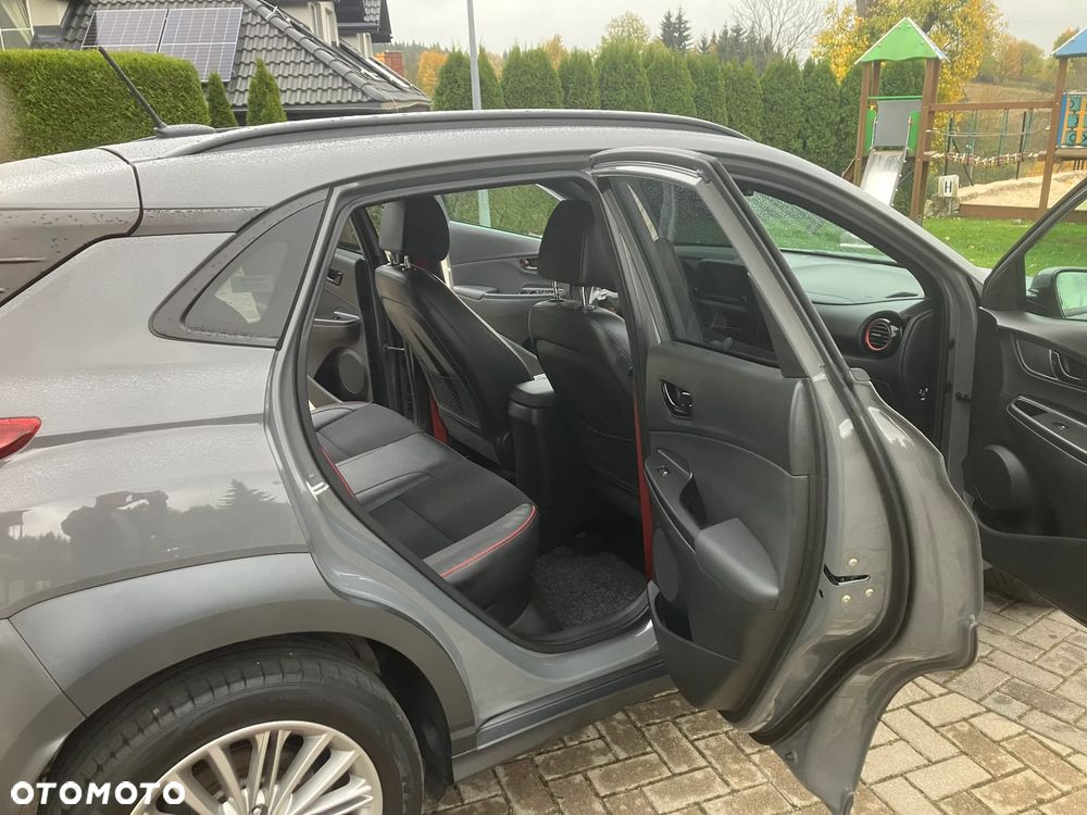Hyundai Kona - 8