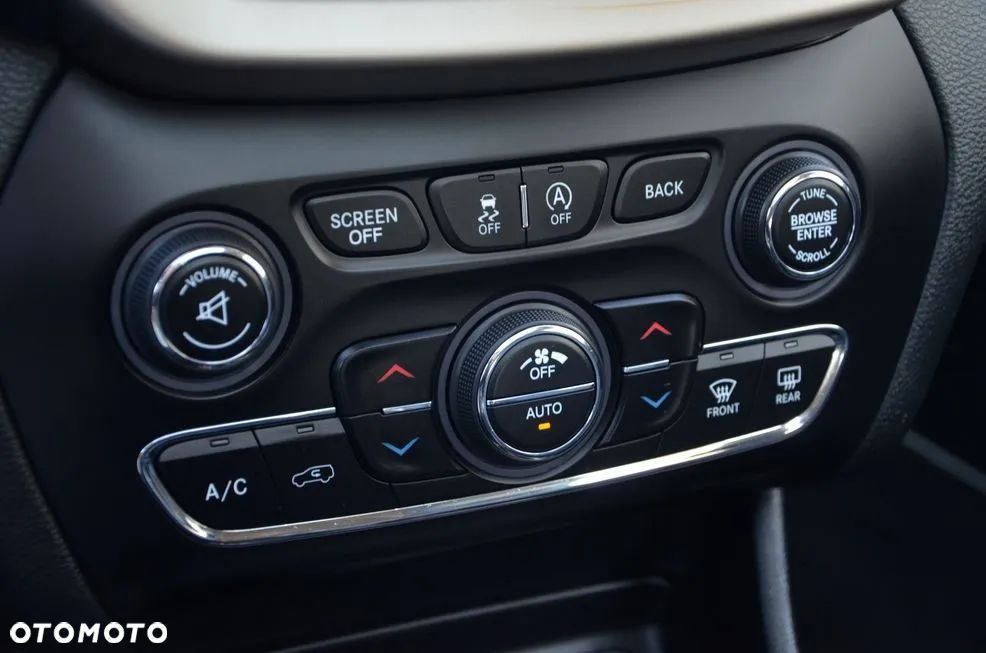 Jeep Cherokee 2.0 MJD Active Drive II Limited - 22