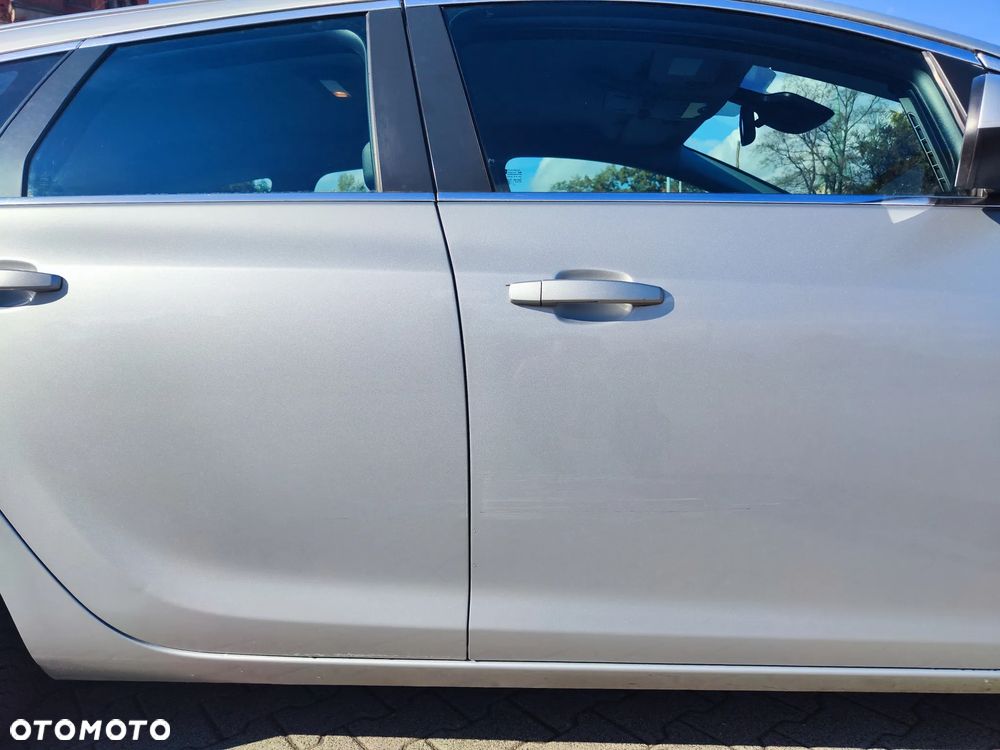 Opel Astra 1.4 T Cosmo - 13