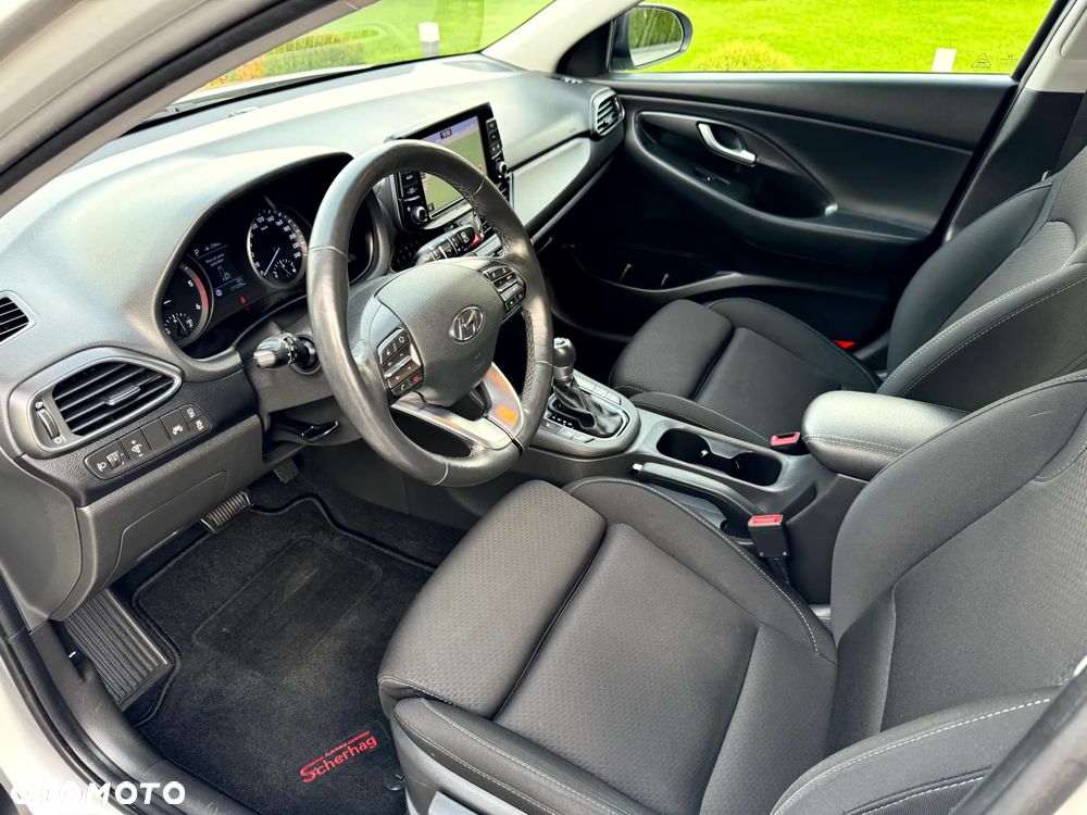 Hyundai i30 1.6 CRDI DCT YES - 9