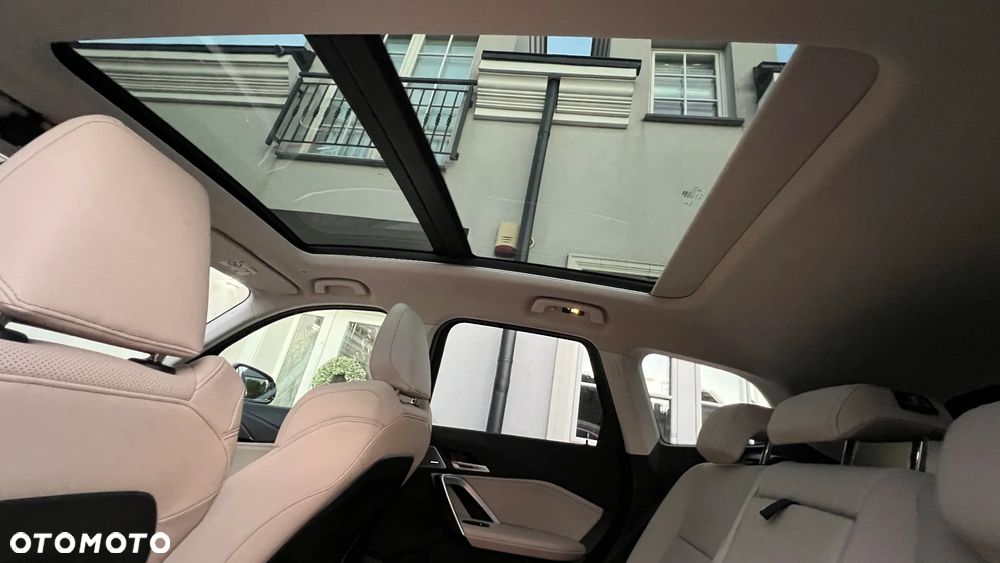 BMW X1 sDrive18i xLine - 29