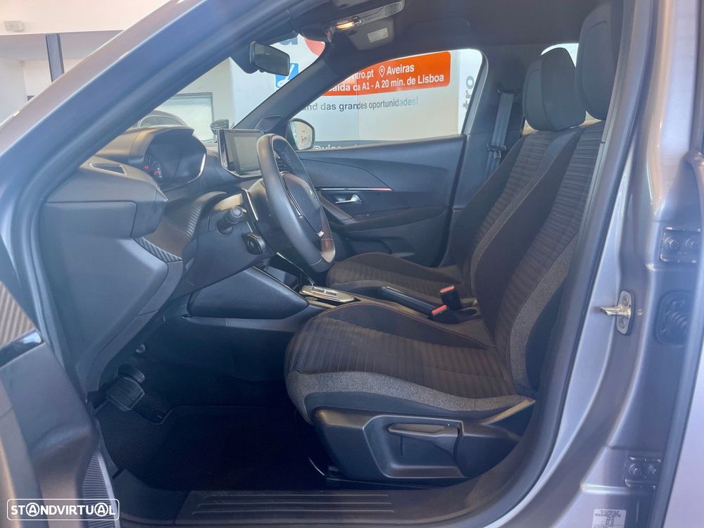 Peugeot 2008 1.2 PureTech Active Pack EAT8 - 8