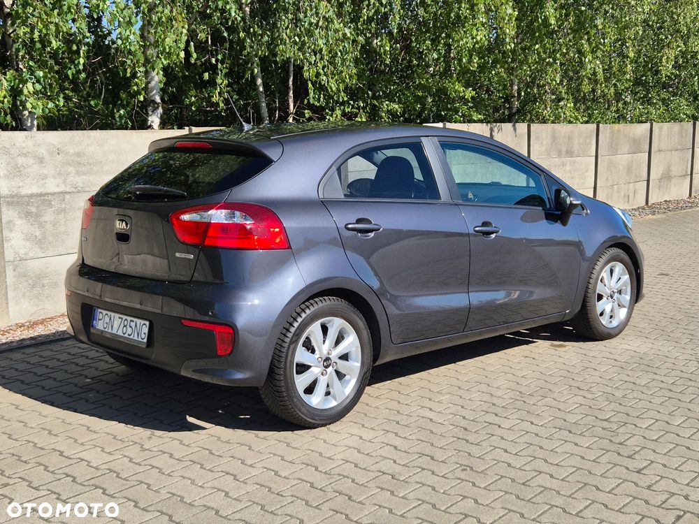 Kia Rio 1.2 Dream Team Edition - 18