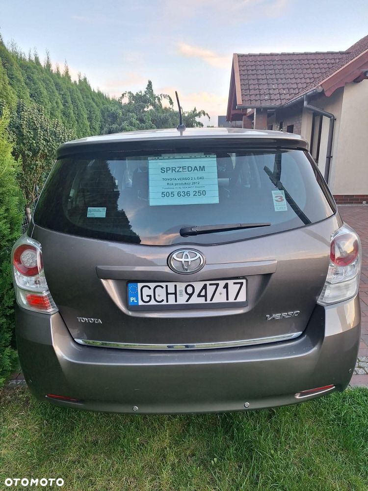 Toyota Verso - 4