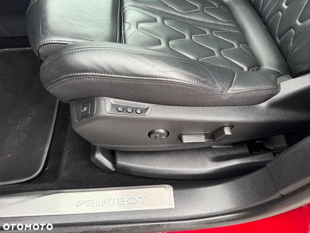 Peugeot 3008 THP 165 EAT6 Stop & Start Crossway - 24