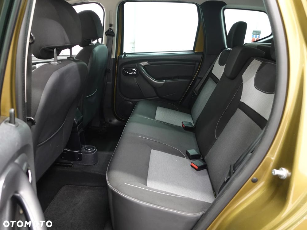 Dacia Duster SCe 115 4x2 Laureate - 23