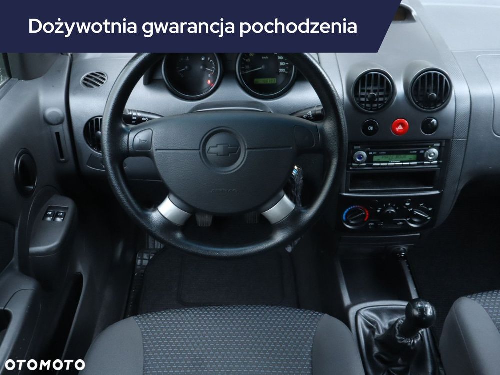 Chevrolet Aveo - 9