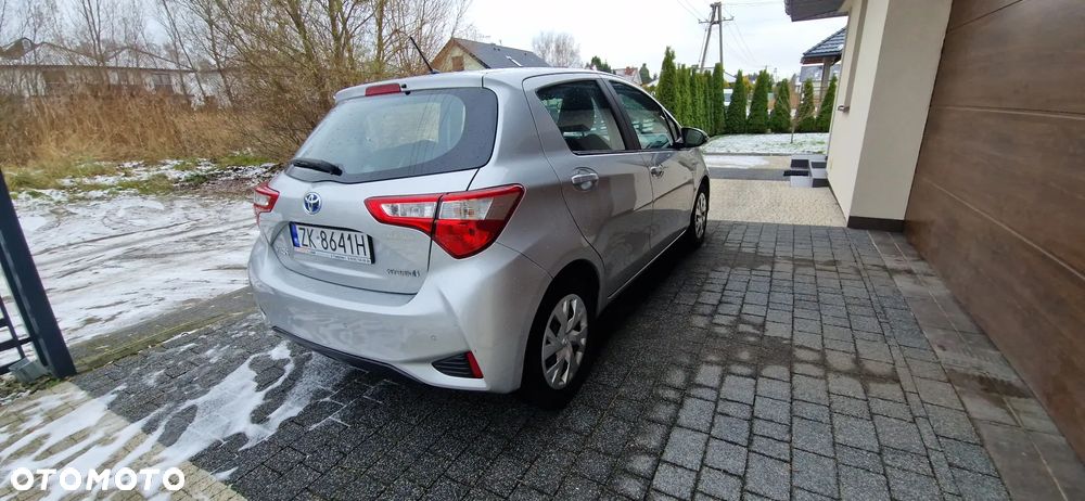 Toyota Yaris 1.5 Premium CVT - 5