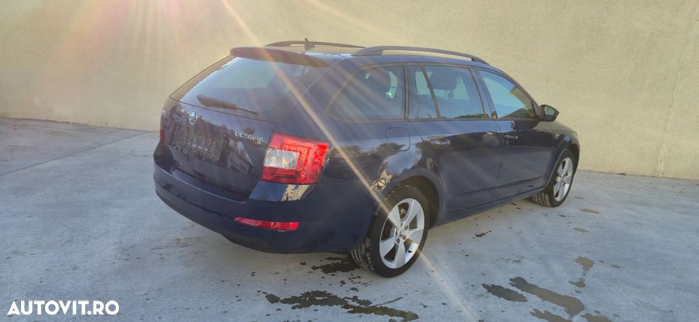 Skoda Octavia Combi 1.6 TDI (Green tec) Joy - 3