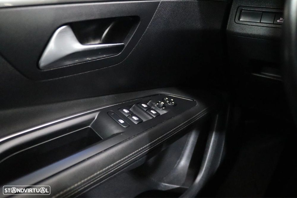 Peugeot 3008 1.2 PureTech Allure Pack EAT8 - 10