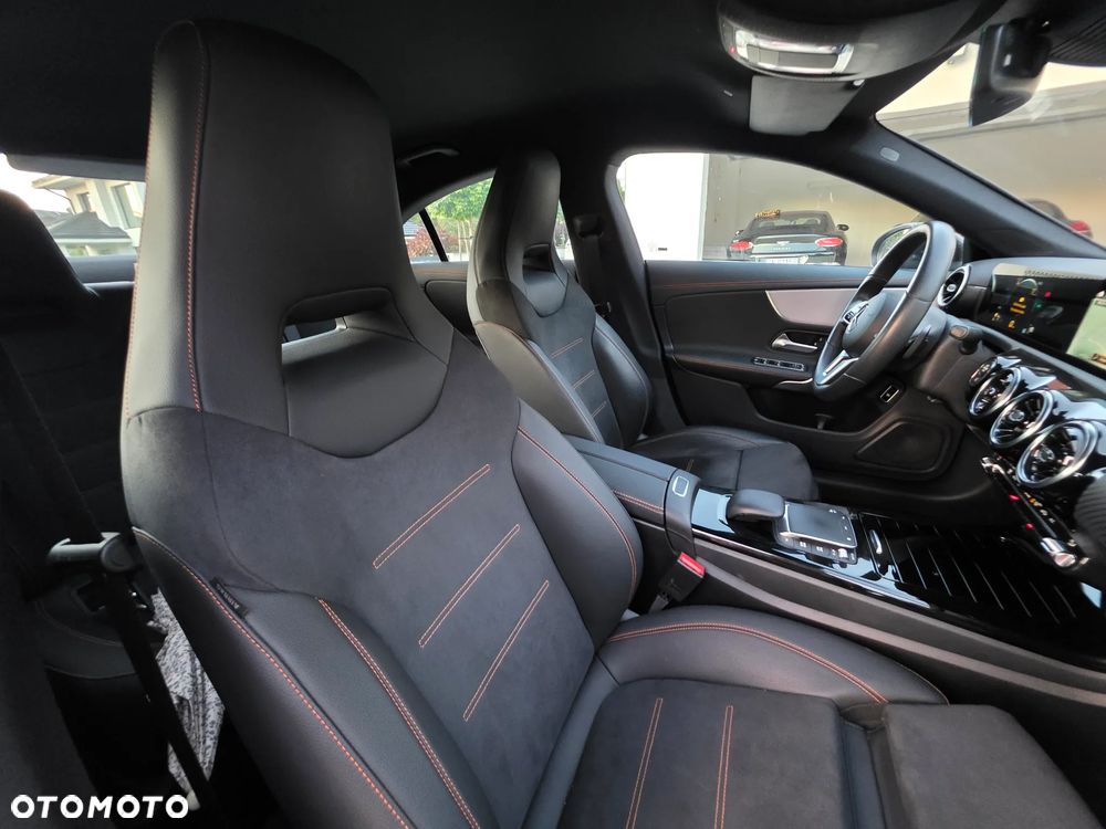 Mercedes-Benz CLA - 26