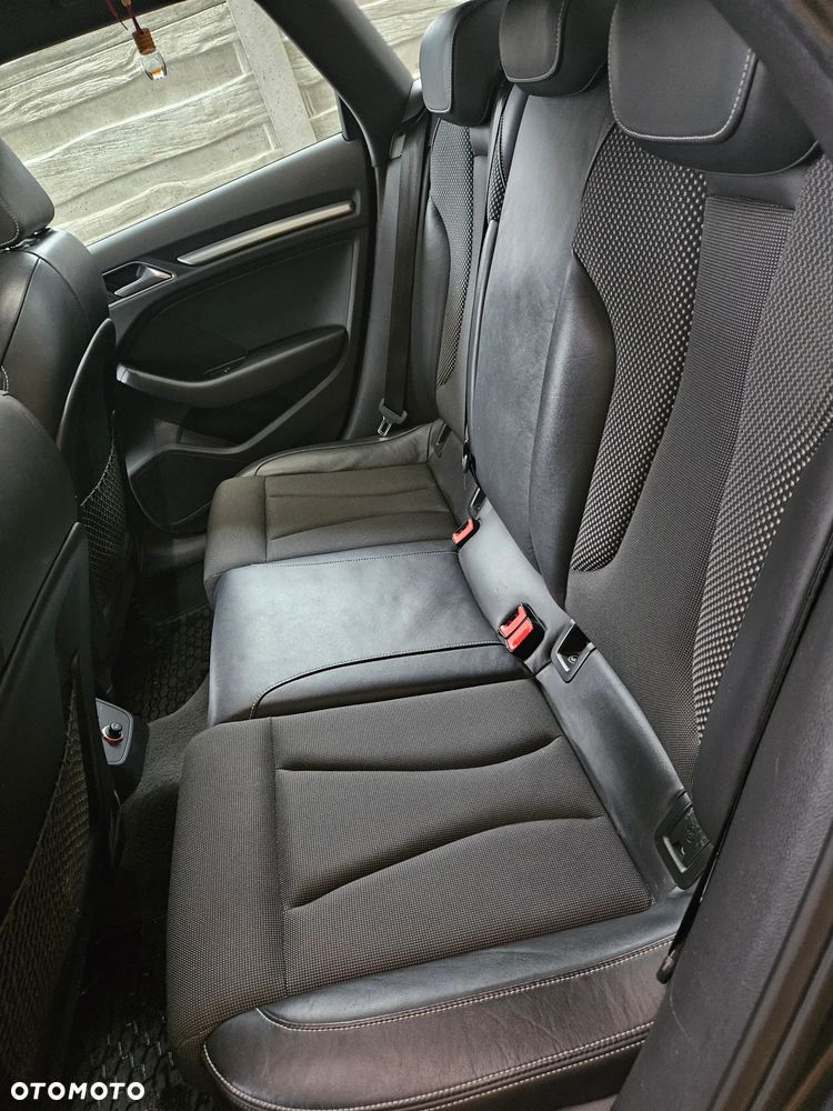 Audi A3 Sportback - 12