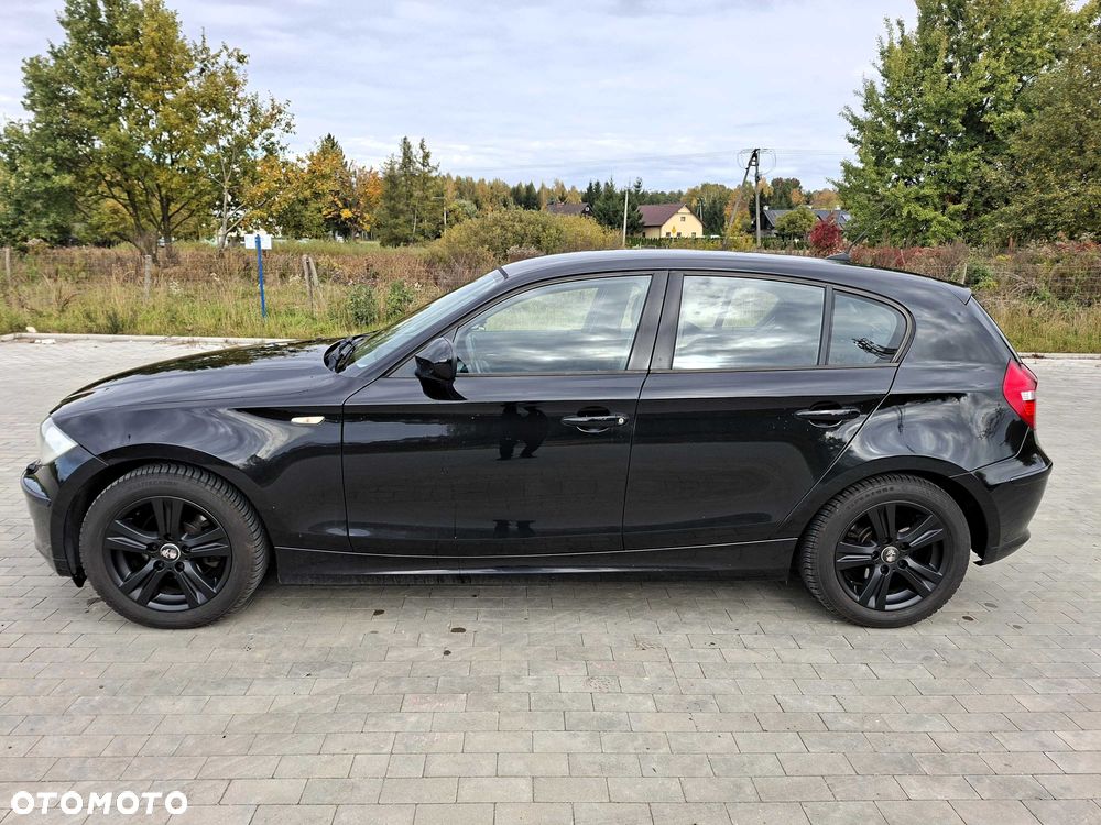 BMW Seria 1 2010 photo 2