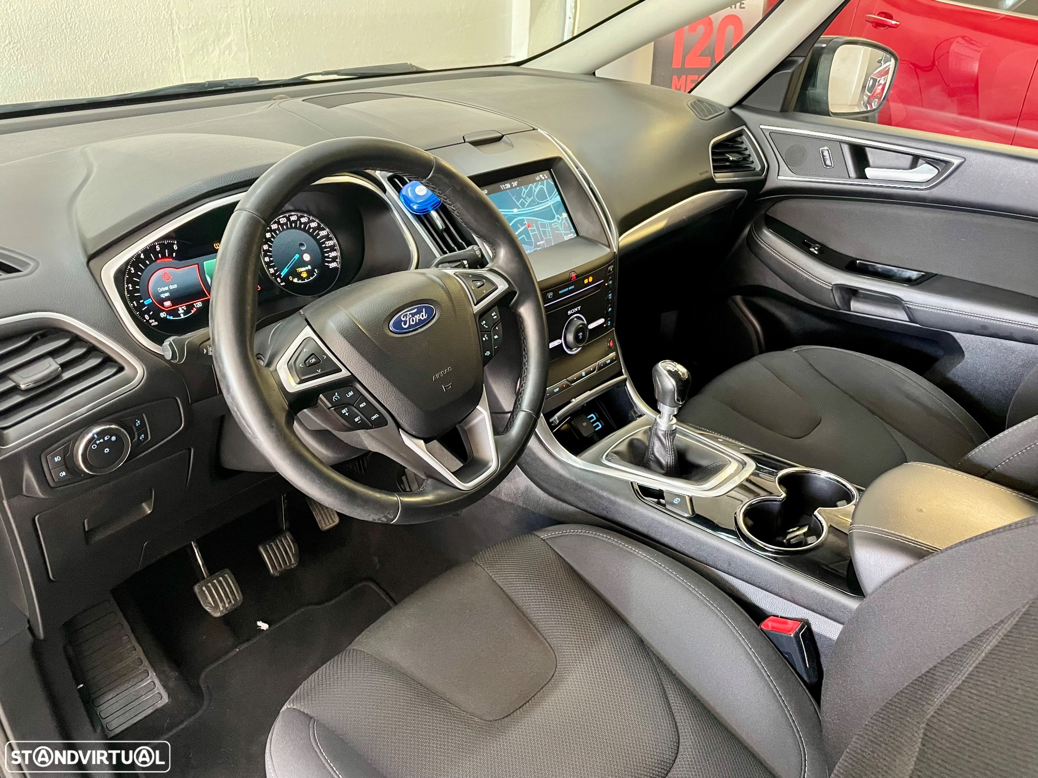 Ford S-Max 2.0 TDCi Titanium - 22