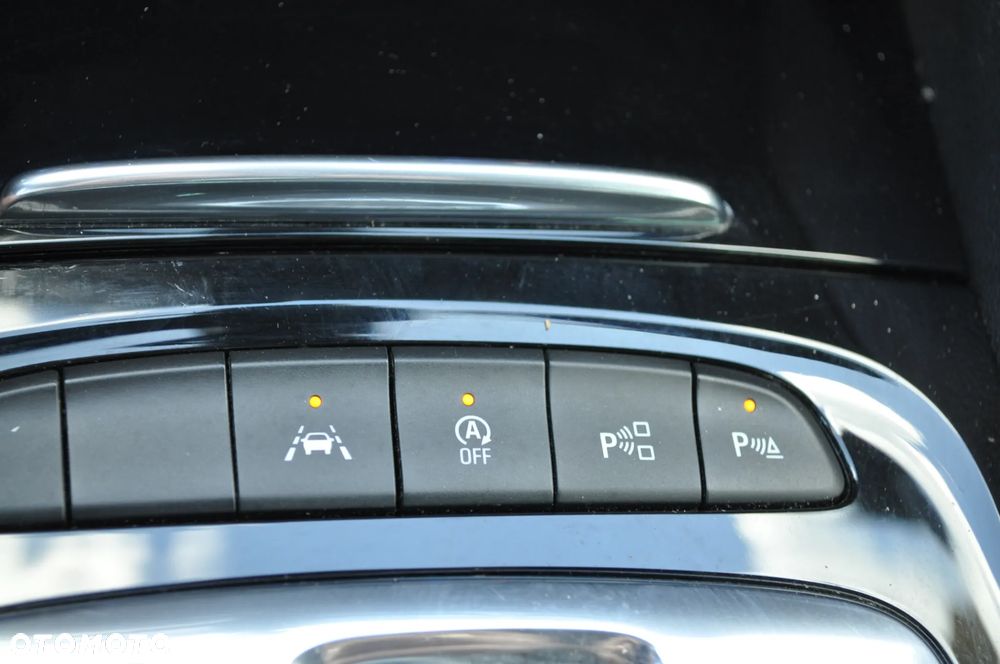 Opel Insignia 2.0 BiTurbo D 4x4 Automatik Business Innovation - 34