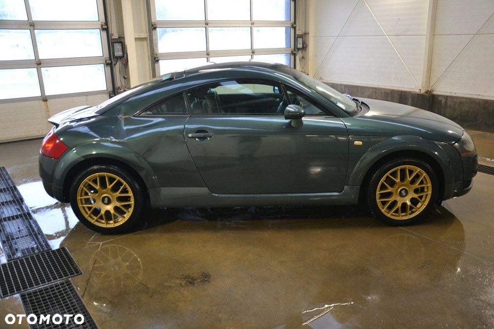Audi TT Coupé - 8