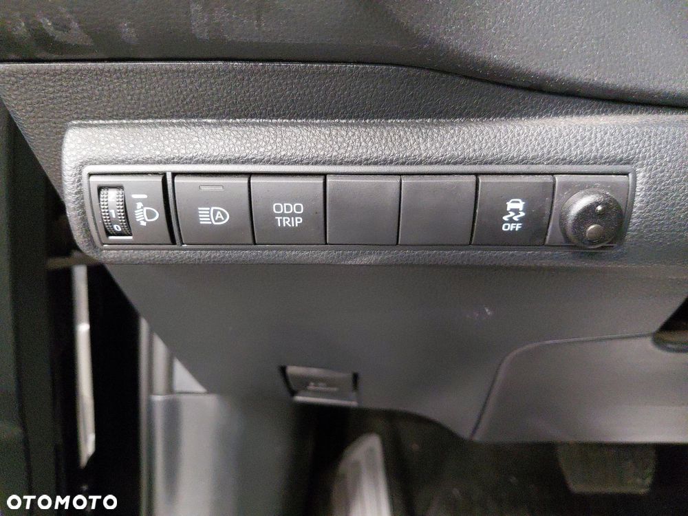 Toyota Corolla 1.8 Hybrid Style - 21