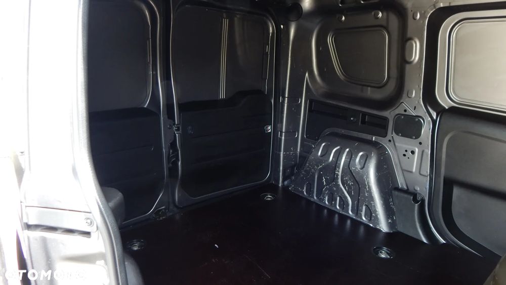 Fiat DOBLO - 11