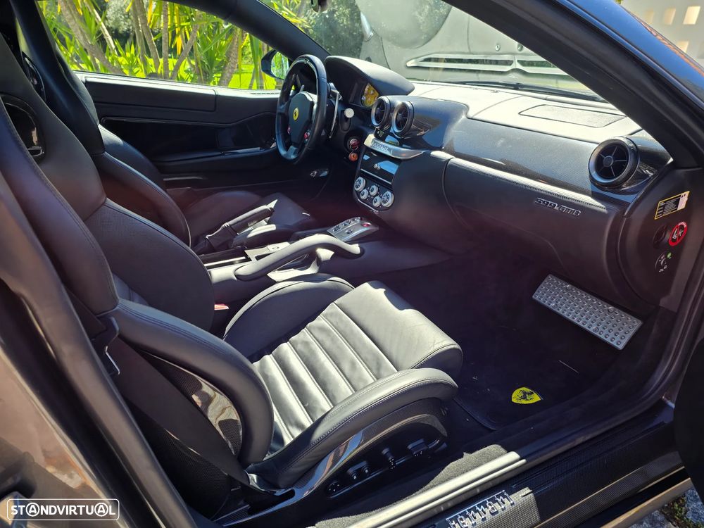 Ferrari 599 GTB Fiorano F1 - 15