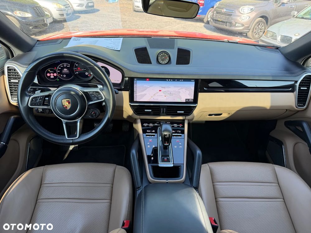 Porsche Cayenne - 16