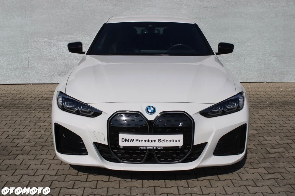 BMW i4 80.7kWh eDrive 35 M Sport - 8