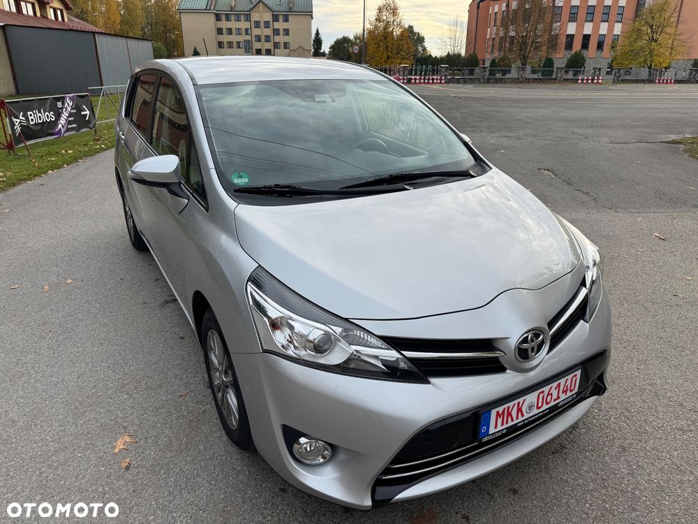 Toyota Verso 1.8 Prestige 7os - 13