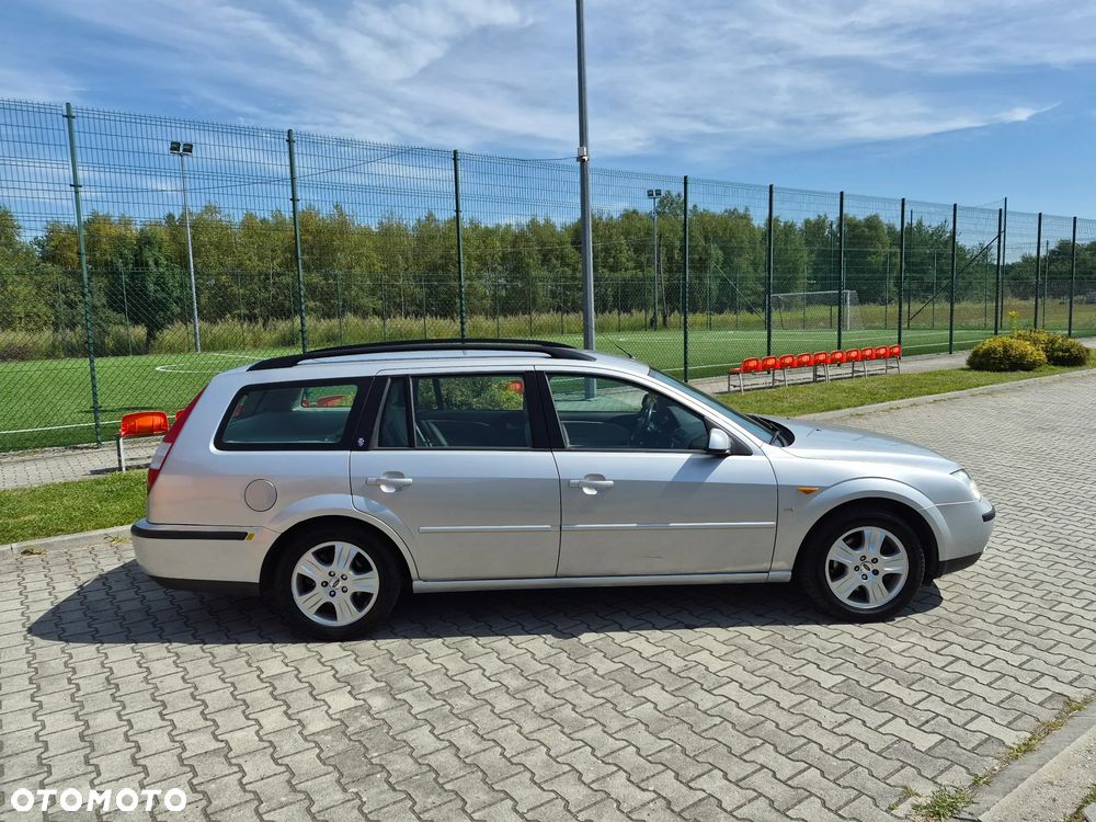 Ford Mondeo 2.5 V6 Ghia X - 6