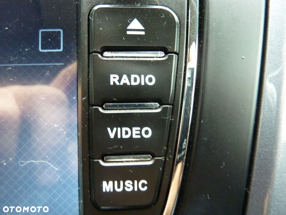 Ford Mondeo - 25