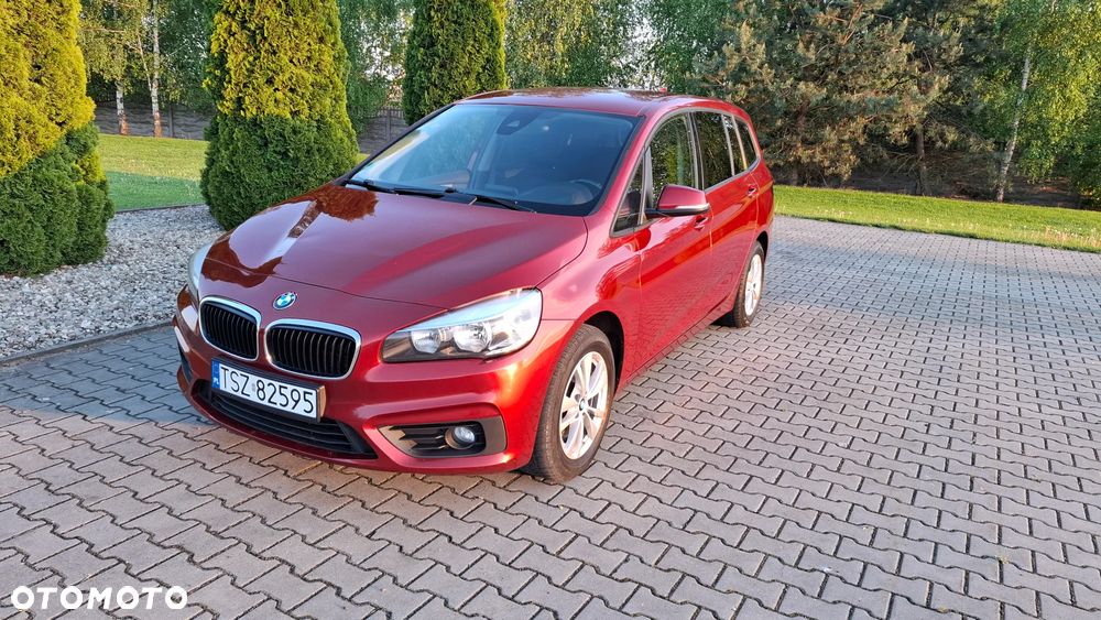 BMW Seria 2 218d - 4