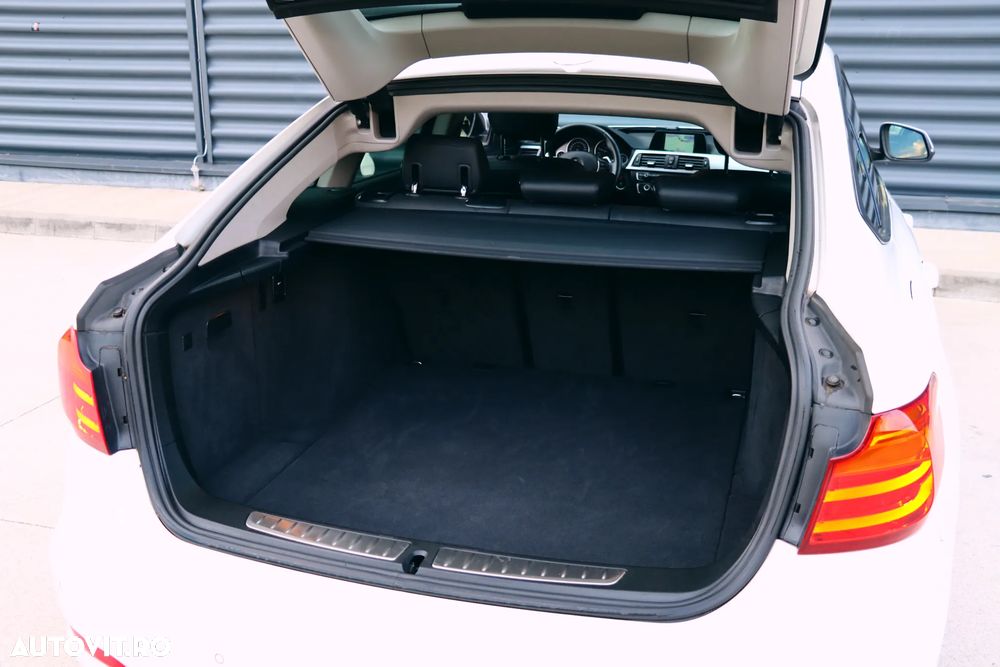 BMW Seria 3 320d Aut. Sport Line - 18