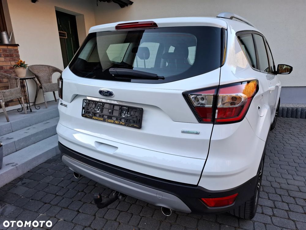 Ford Kuga 1.5 EcoBoost 2x4 Titanium - 31