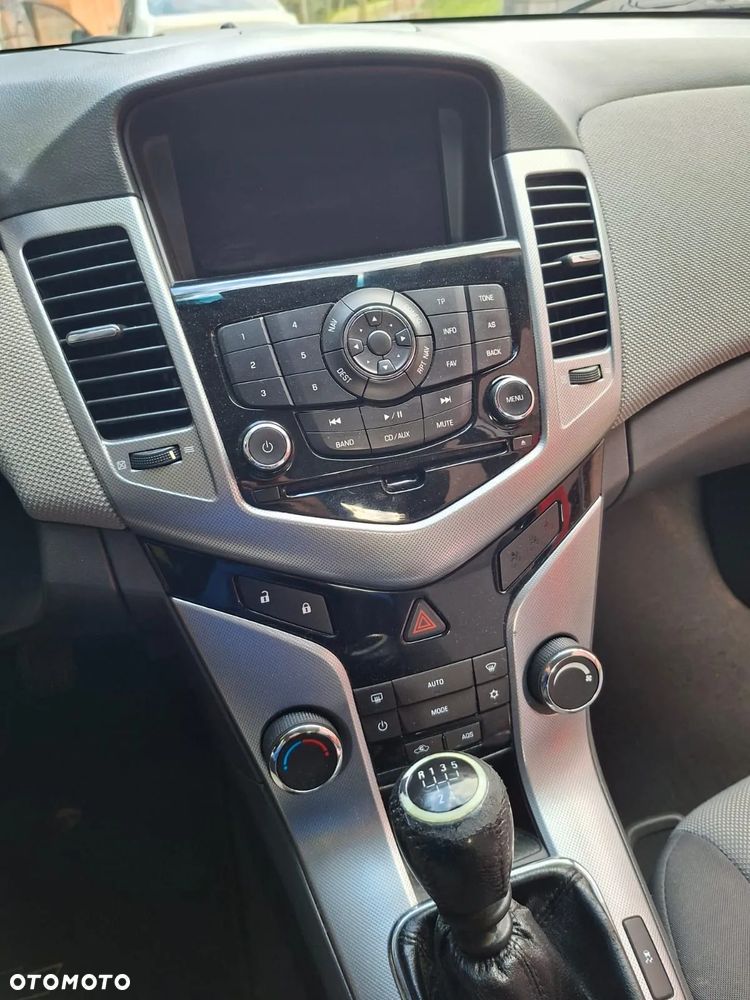 Chevrolet Cruze 1.8 LT - 2