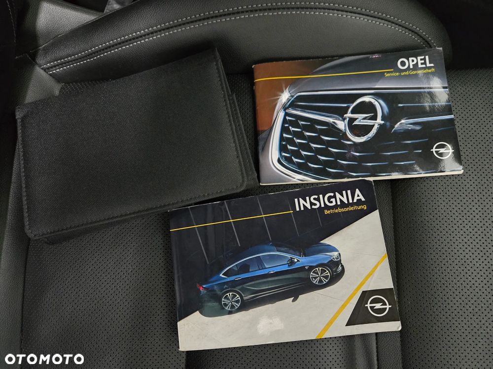 Opel Insignia 2.0 CDTI 4x4 GSi S&S - 8