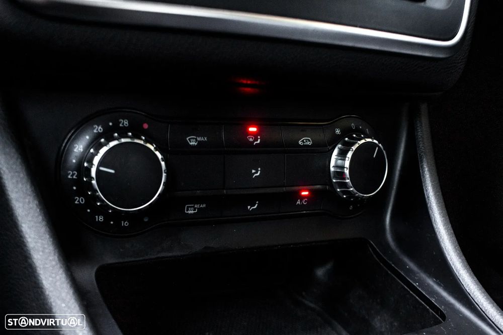 Mercedes-Benz CLA 200 CDI - 16