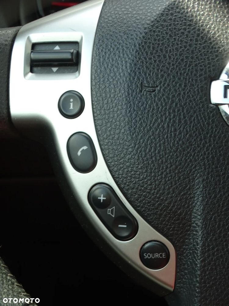 Nissan Qashqai 2.0 dCi Tekna - 16