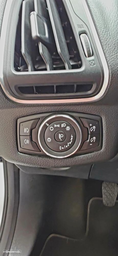 Ford B-Max 1.0 EcoBoost Titanium - 12