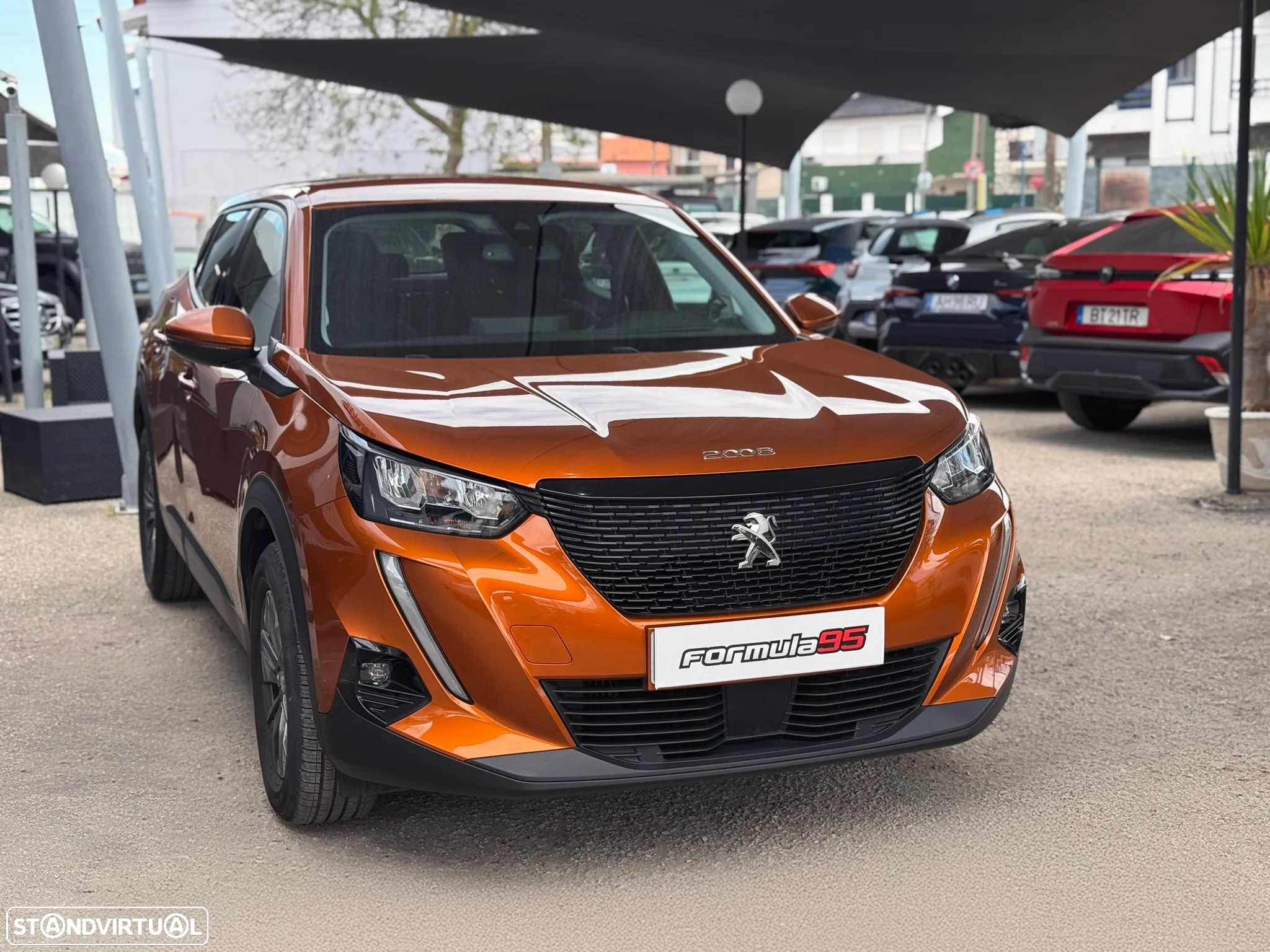 Peugeot 2008 1.2 PureTech Active Pack EAT8 - 6