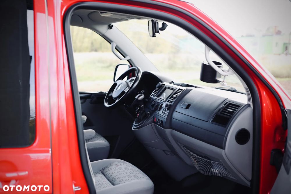 Volkswagen Transporter - 9