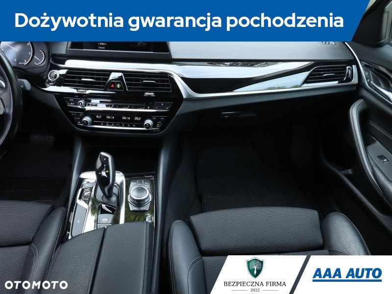 BMW Seria 5 - 10