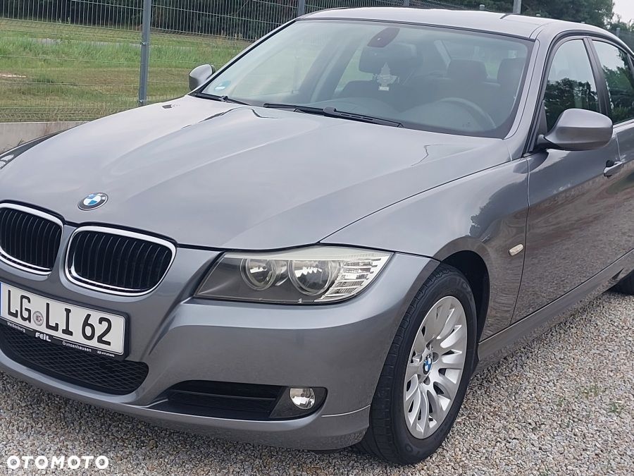 BMW Seria 3 320i Edition Lifestyle - 2