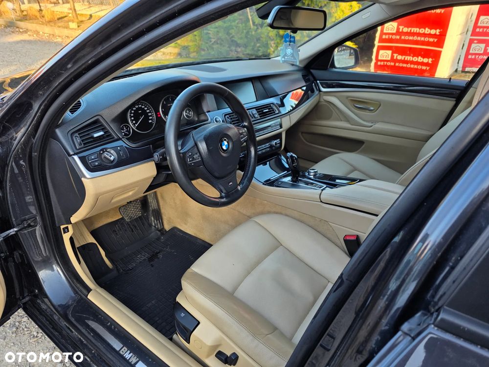 BMW Seria 5 520d Sport-Aut - 17