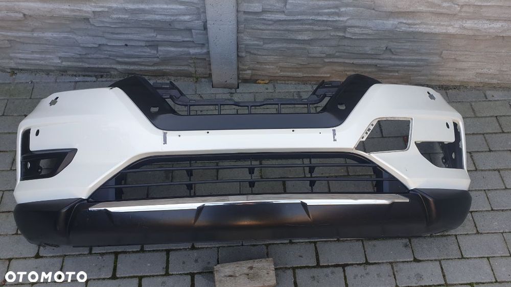 Zderzak Nissan X trail T32 lift - 1