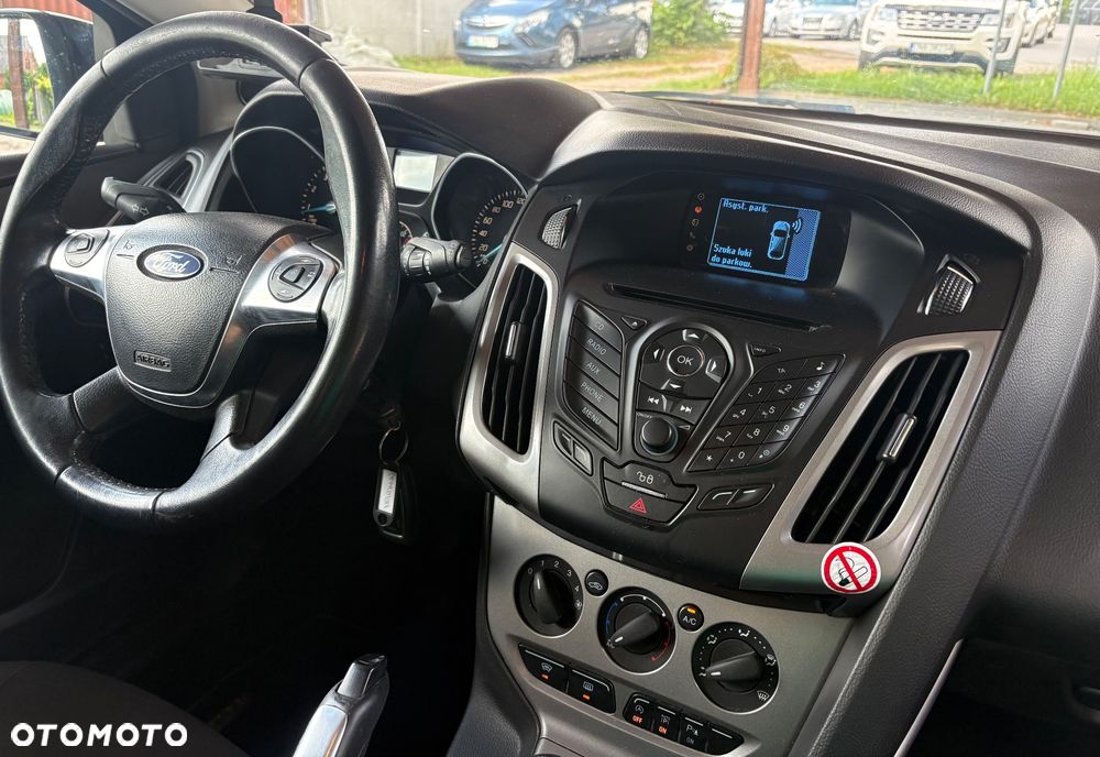 Ford Focus - 12