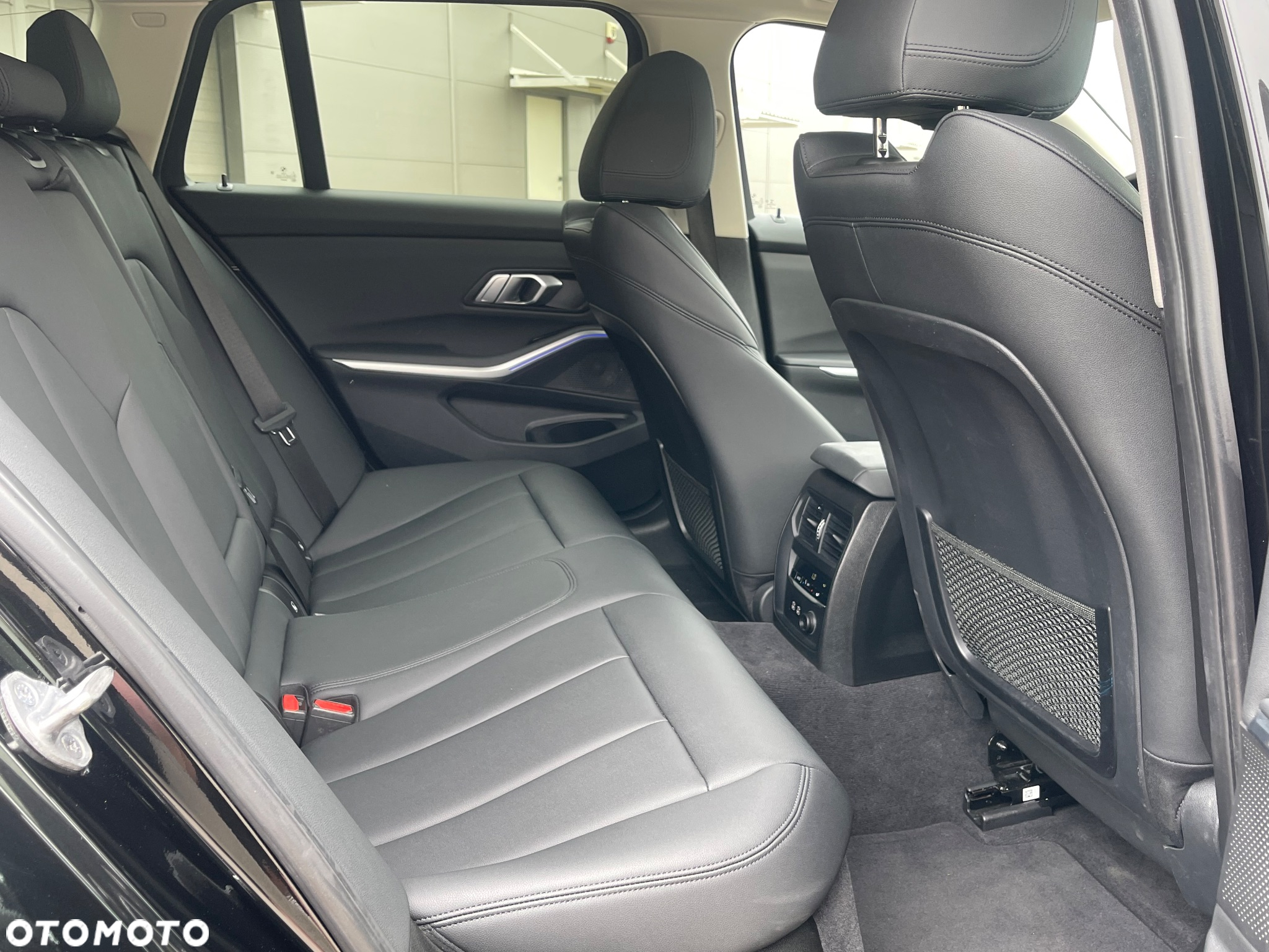 BMW Seria 3 320d M Sport Shadow - 18