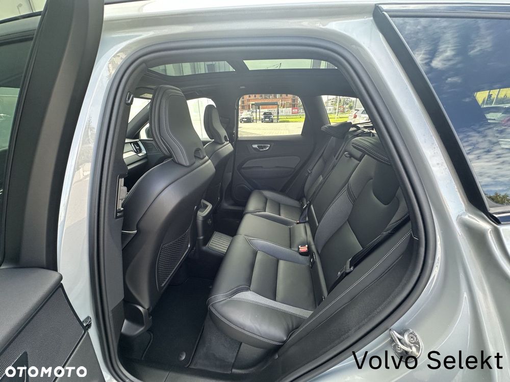 Volvo XC 60 - 30