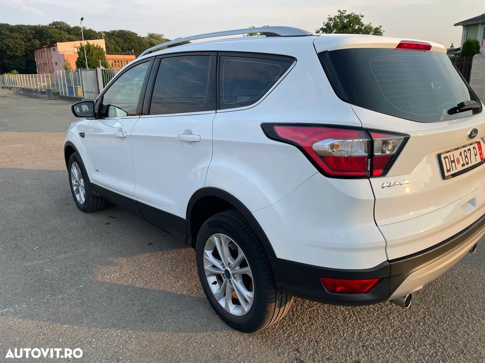 Ford Kuga 2.0 TDCi 4x4 Aut. Titanium - 10
