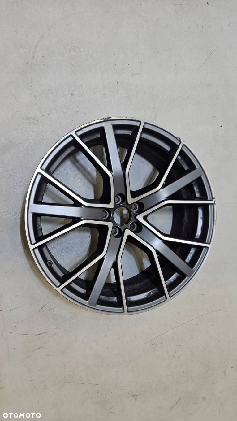 FELGA ALUMINIOWA AUDI Q7 Q8 10x22" ET26 4M061025AG - 1